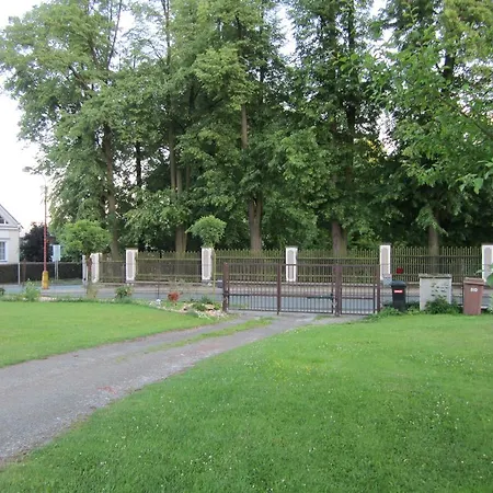 Apartmán U Borovice *